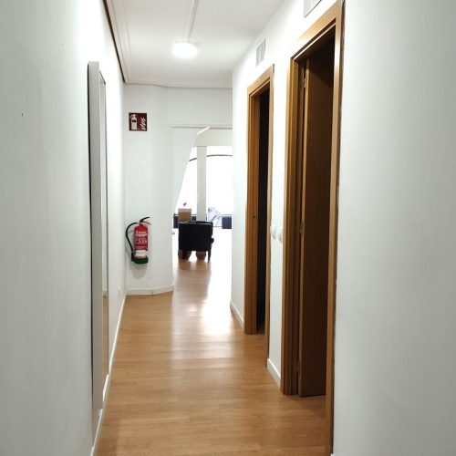944871375_2.jpg